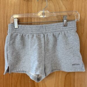 Aritzia Heather Gray Athletic Shorts sweatfleece perfect fit